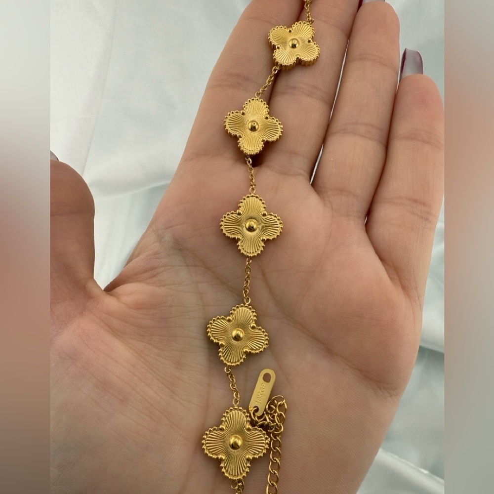 18 KG gold clover flower Alhambra arpels  5 motif Gold Floral Bracelet